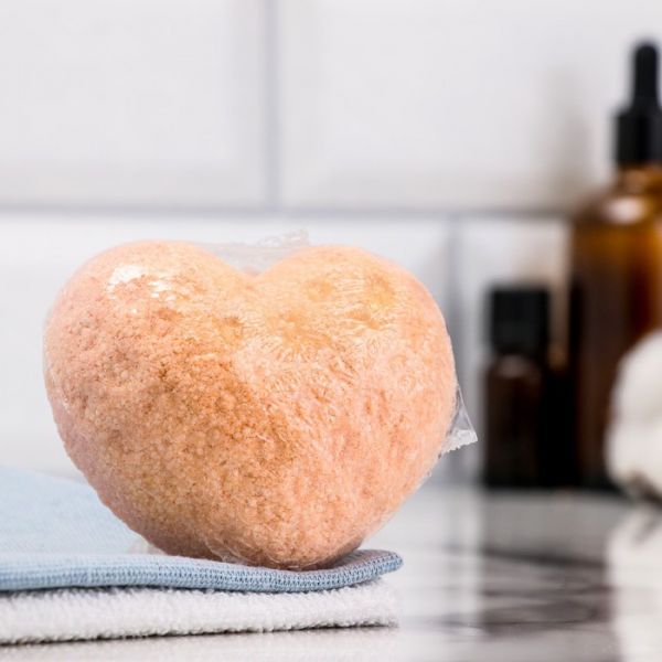 Бомбочка для ванны "Сердце" с ароматом апельсина, 100 гр, оранжевая