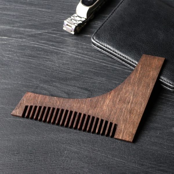 Расческа деревянная "Модник", для оформления бороды и усов, микс