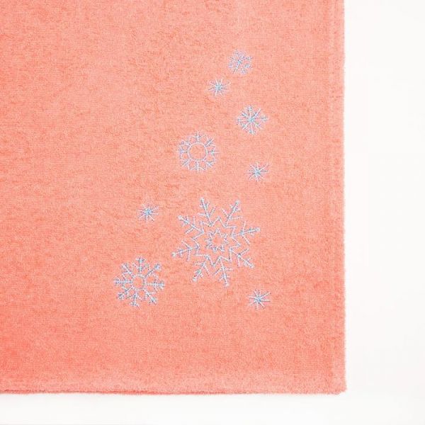 Килт женский для бани и сауны , цвет персиковый вышивка Снежинки, размер 80х150±2 см, махра 300г/м 100% хлопок