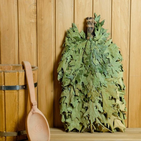 Веник для бани из красного дуба, в индивидуальной упаковке Веник для бани из красного дуба, в индивидуальной упаковке