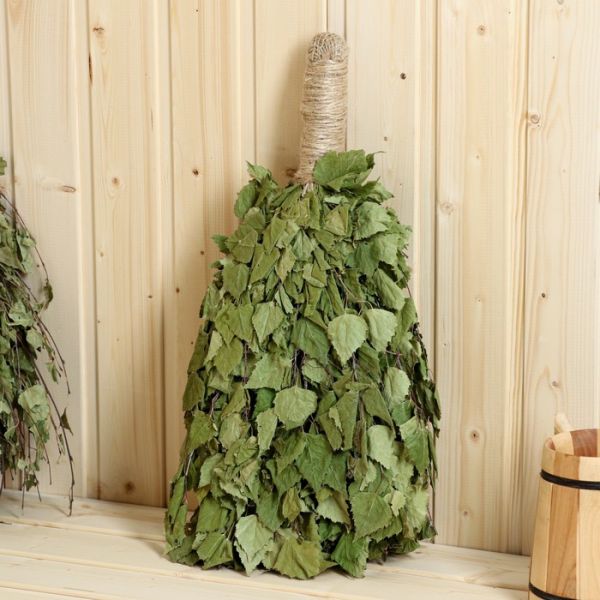 Веник для бани березовый с обмоткой Веник для бани березовый с обмоткой